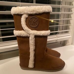 Michael Kors Tan Boots with White Fur Trim